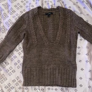 Brown 3/4 sleeve light sweater